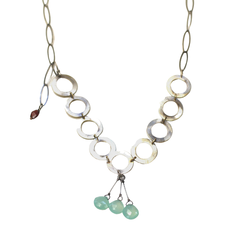 Hammered Ring Chain Necklace - Chalcedony